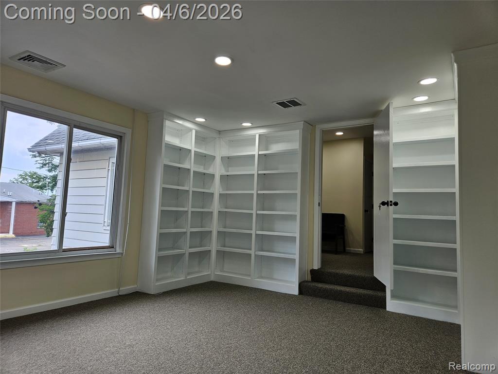 720 CHURCH Street, Flint, MI 48502 — Photo 13