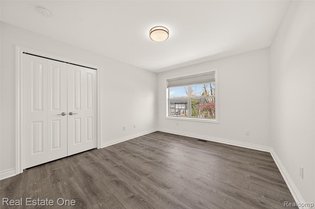 4702 Mankato Avenue, Royal Oak, MI 48073 — Photo 39
