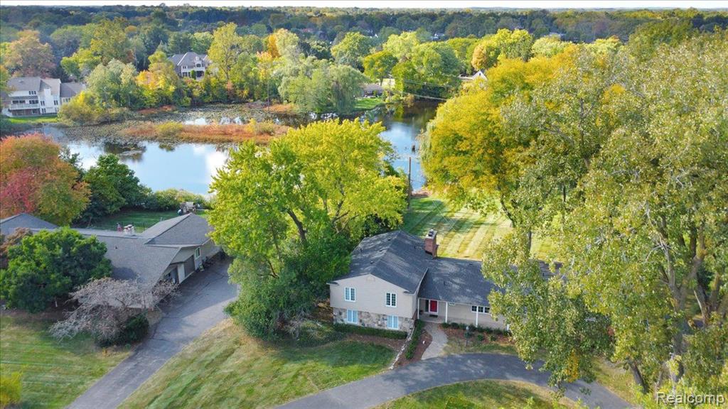 4316 PINE TREE Trail, Bloomfield Hills, MI 48302 — Photo 39