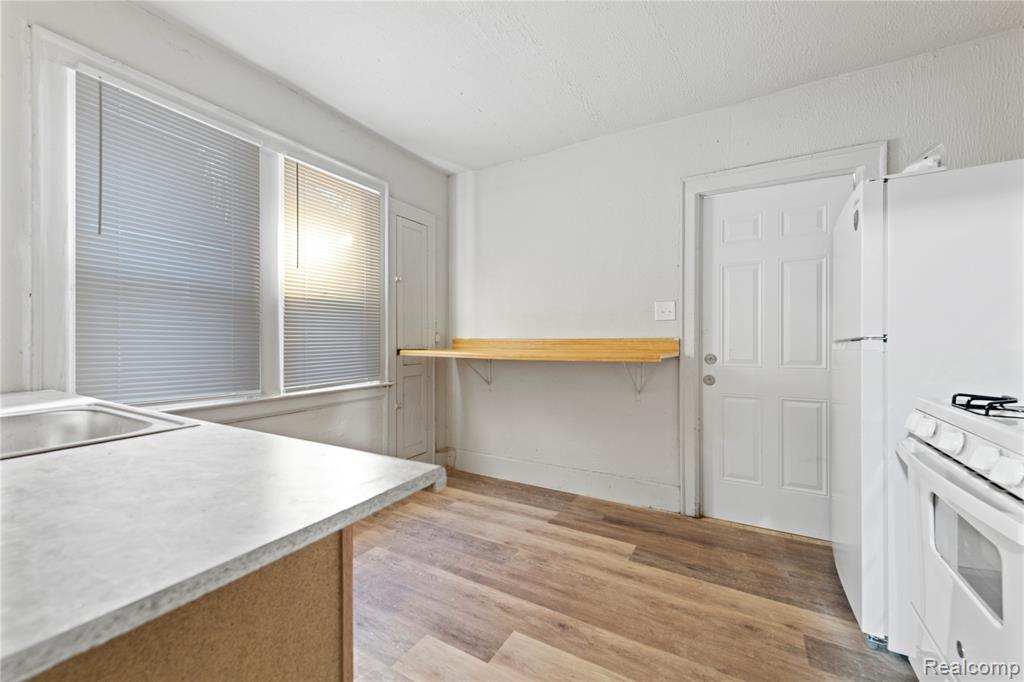 5569 Drexel Street, Detroit, MI 48213 — Photo 12