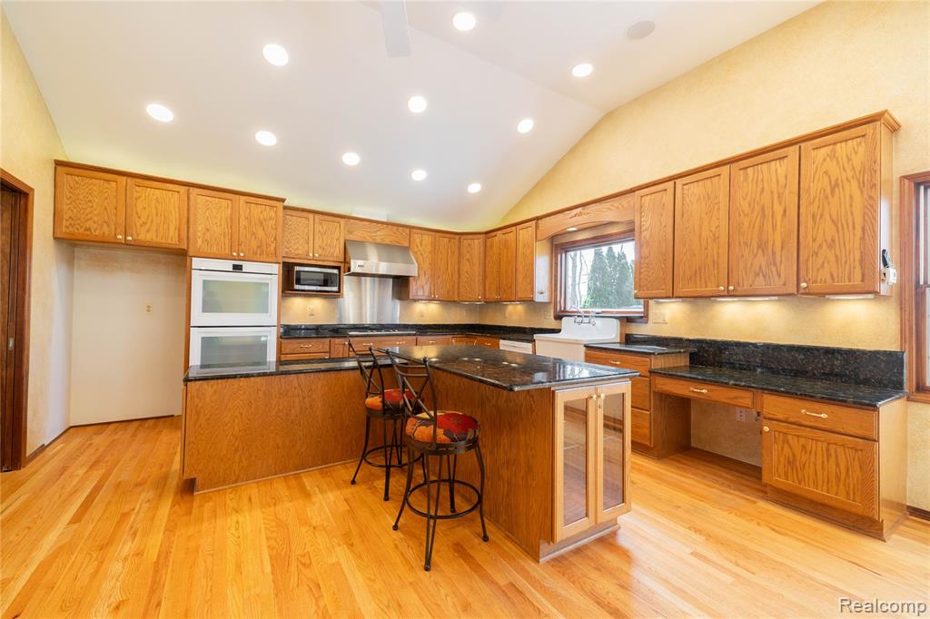 7611 Ferry Road, Grosse Ile, MI 48138 — Photo 18