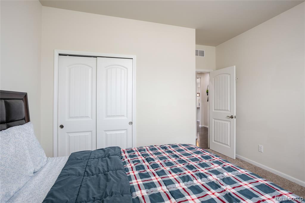 2391 Findley Circle, Lake Orion, MI — Photo 20