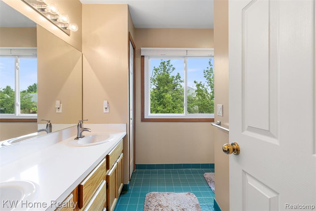 45095 Turnberry Court, Canton, MI 48188 — Photo 24