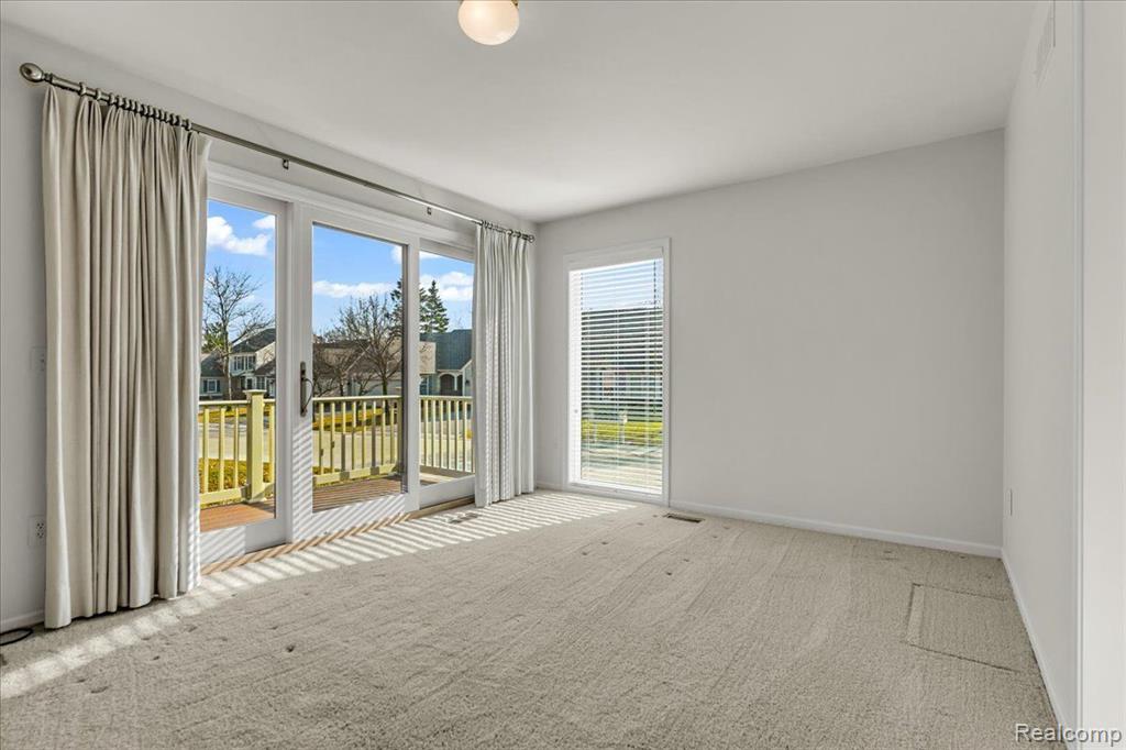 883 TARTAN Trail, Bloomfield Hills, MI 48304 — Photo 8