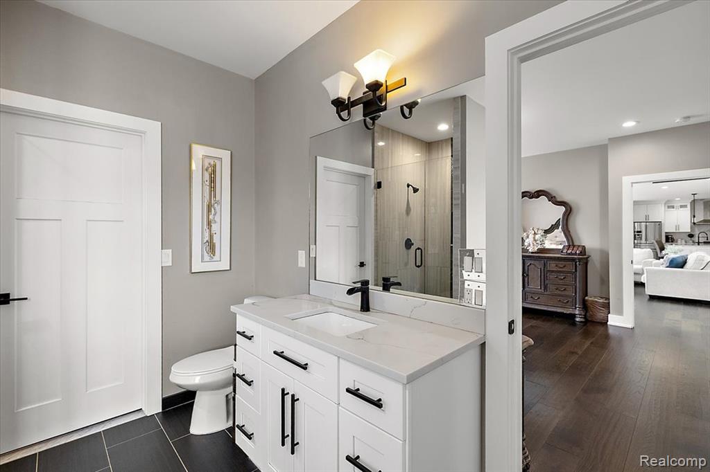 46930 Riverpark E, Macomb, MI 48044 — Photo 27