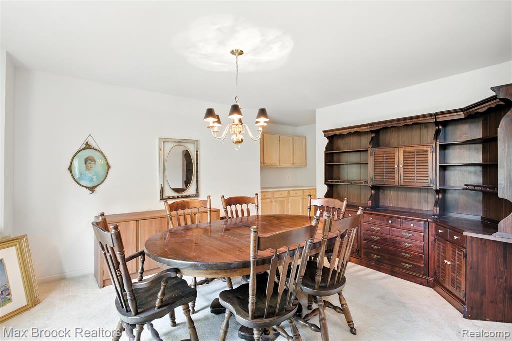 46859 Hendrie Court, Canton, MI 48187 — Photo 9