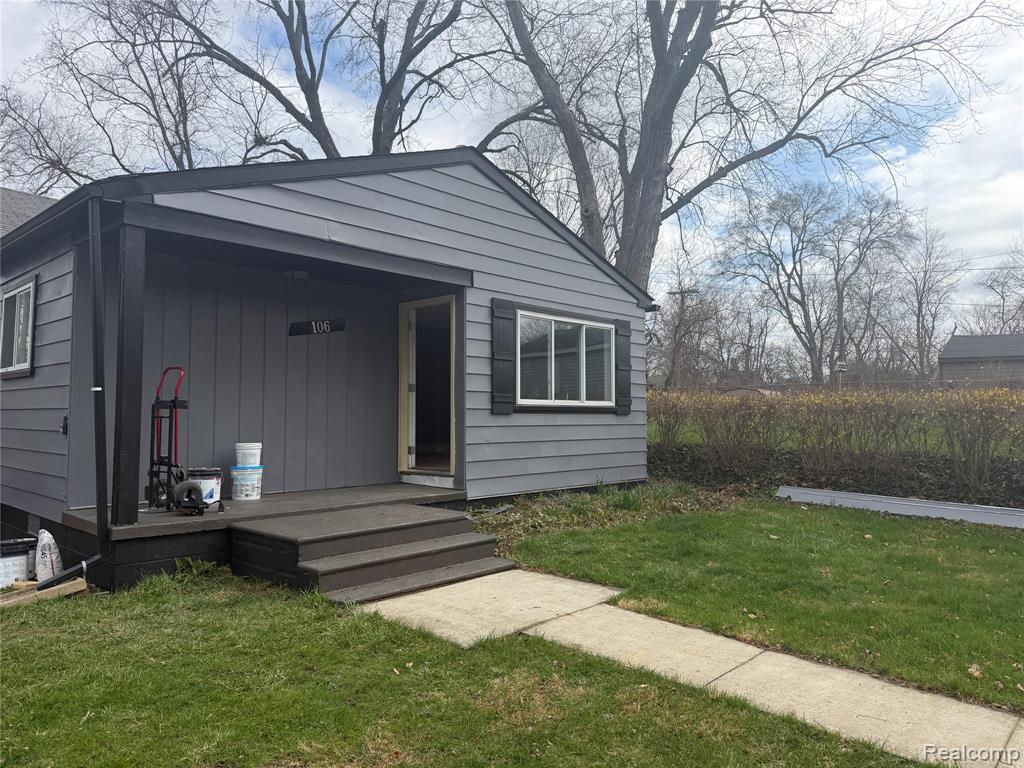 106 W Cornell Avenue, Pontiac, MI 48340 — front exterior
