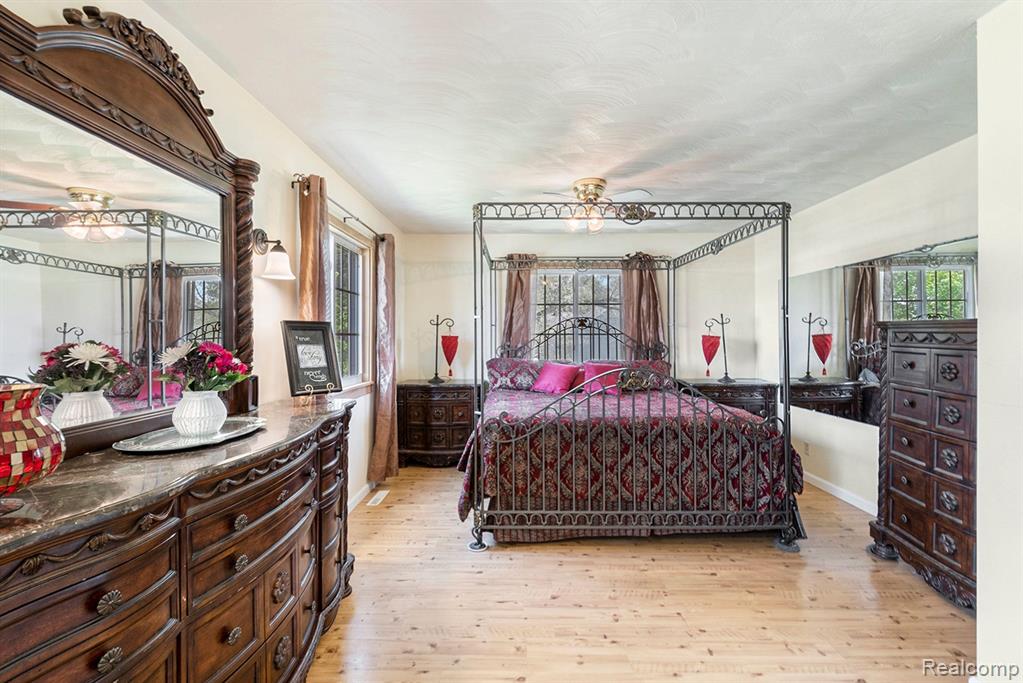 5280 E M 21, Corunna, MI 48817 — Photo 16
