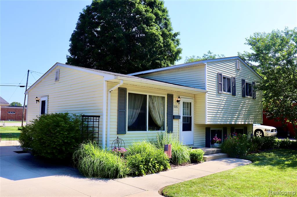 505 Clarion Street, Clio, MI 48420 — Photo 3