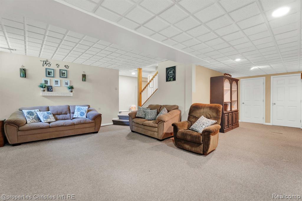 8410 S Shore Drive, Clarkston, MI 48348 — Photo 27