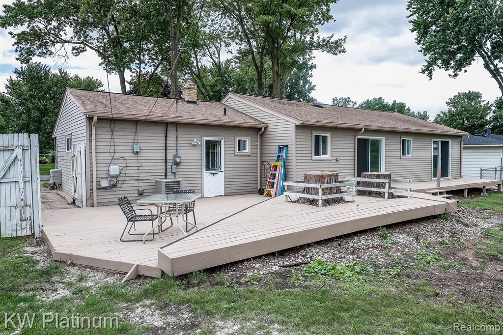 50659 Dartmoor Drive, Shelby Twp, MI 48317 — Photo 2