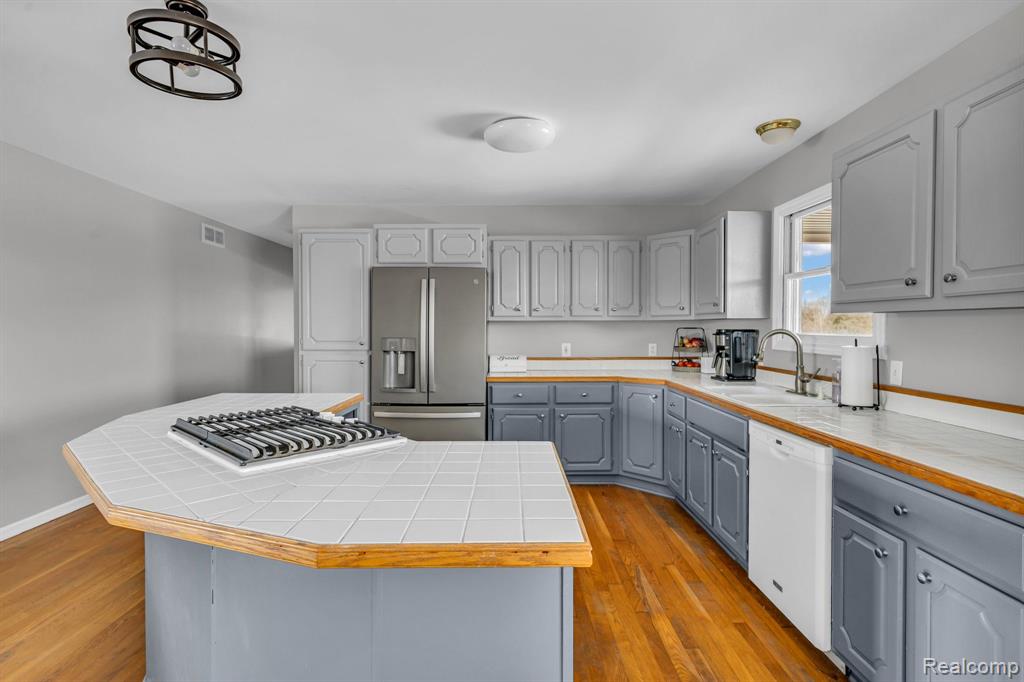 2368 N BLACKS CORNERS Road, Imlay City, MI 48444 — Photo 6