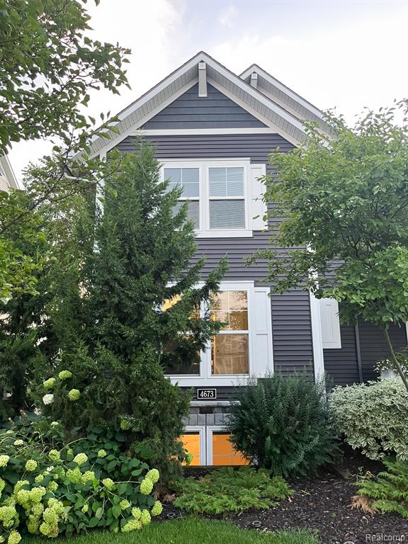4673 Macatawa Legends Boulevard, Holland, MI 49424 — Photo 2