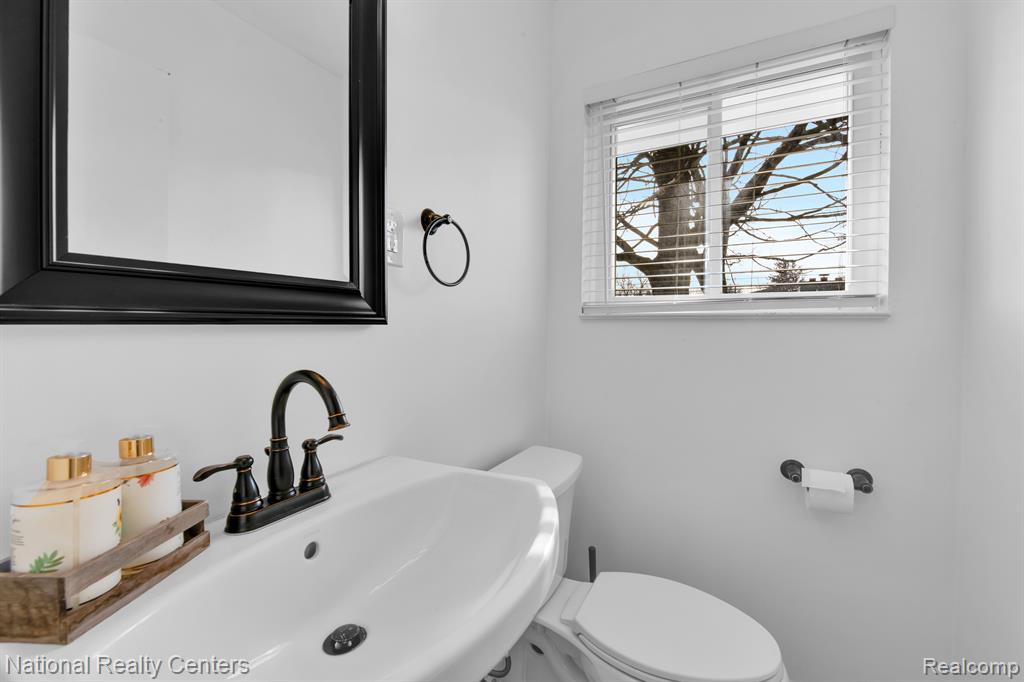 40631 Rockhill Lane, Novi, MI — Photo 9