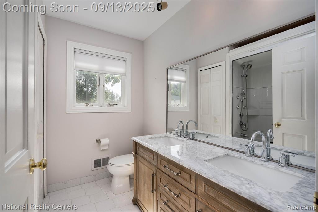 5118 Vincennes Court, Bloomfield Hills, MI 48302 — Photo 48