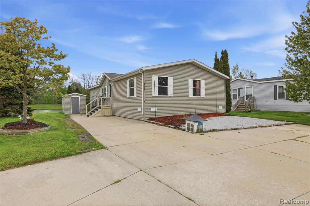 2700 Shimmons, Lot 121 Road, Auburn Hills, MI 48326 — Photo 2