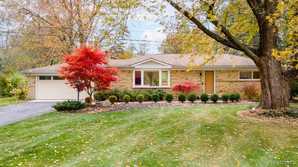 624 Slocum Drive, Auburn Hills, MI 48326 — Photo 3