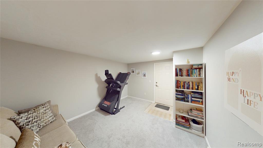 2916 Signature Boulevard, Ann Arbor, MI 48103 — Photo 20