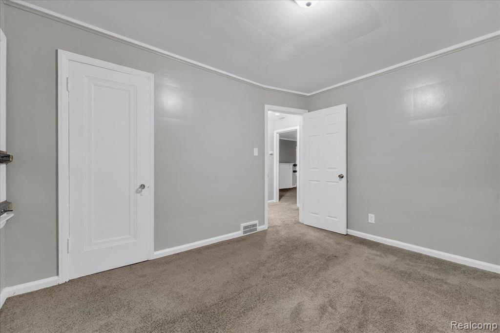 5585 CADIEUX Road, Detroit, MI 48224 — Photo 13