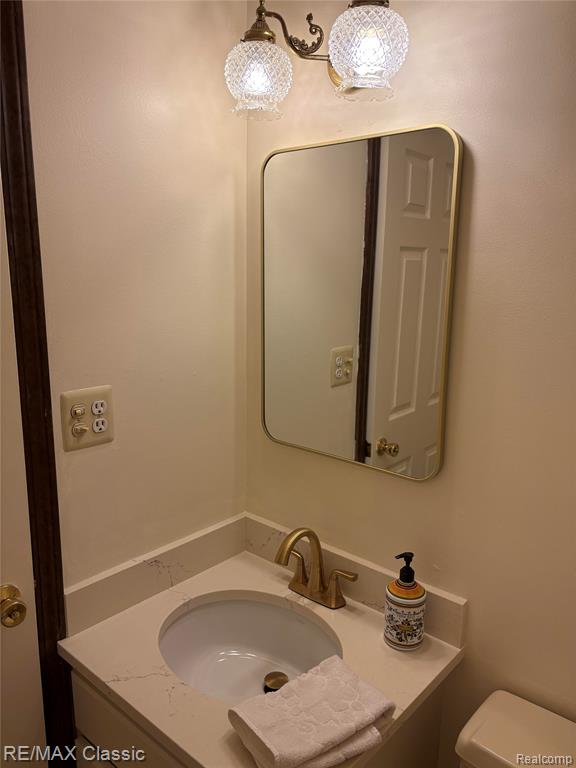 1561 Waters Edge Court, Wixom, MI 48393 — Photo 32