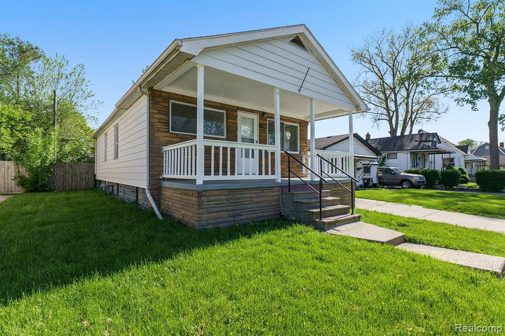 7260 CADILLAC Avenue, Warren, MI 48091 — Photo 3