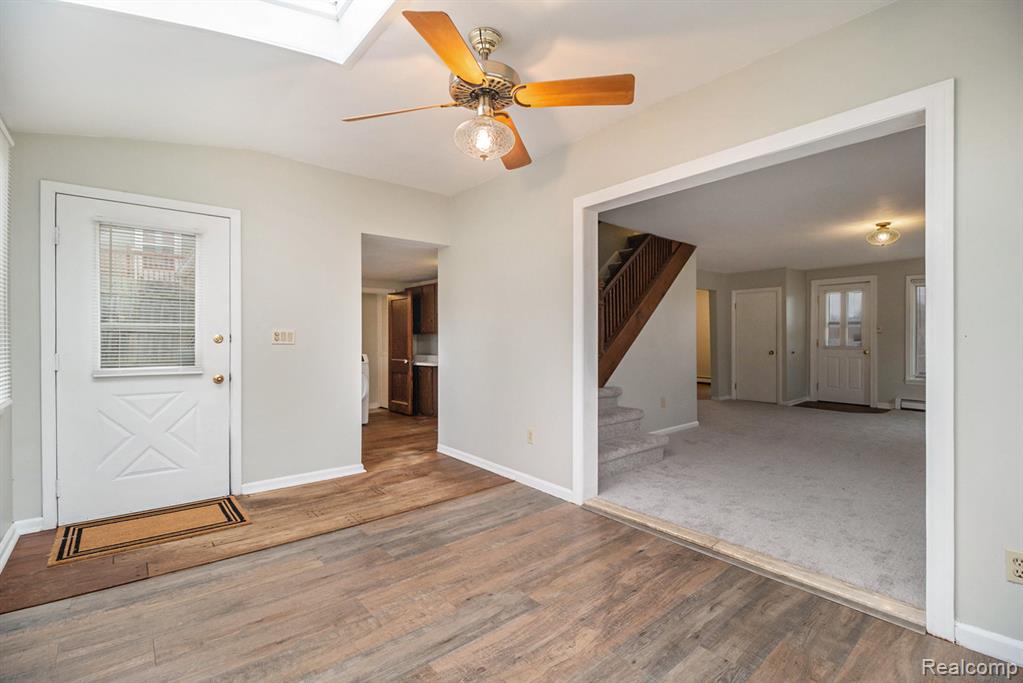 242 BROADWAY, Davisburg, MI 48350 — Photo 13