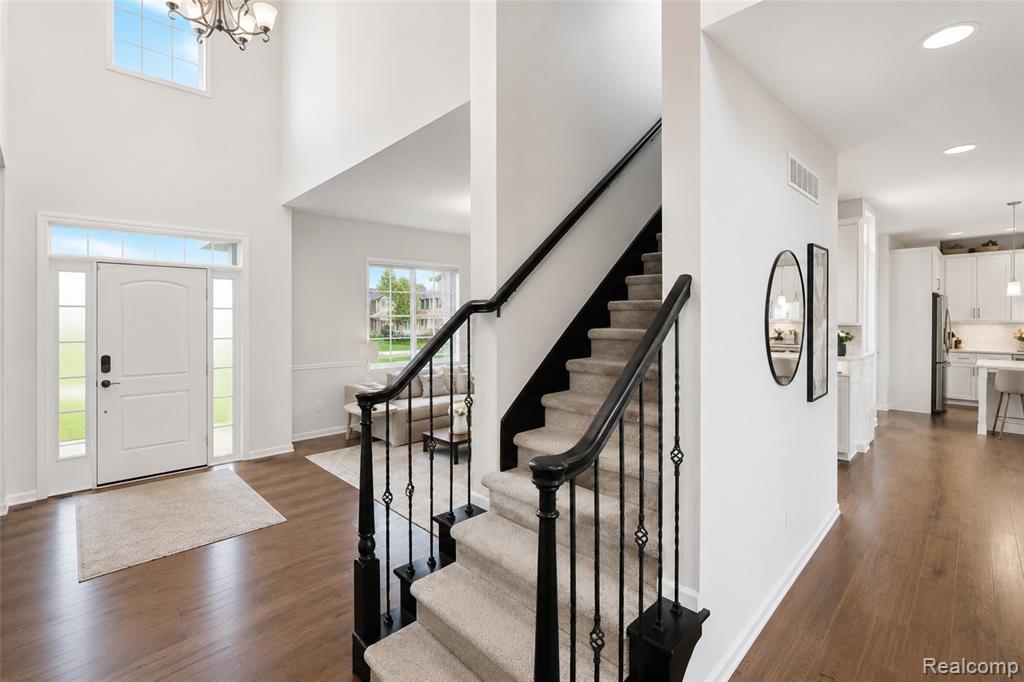 640 Allegheny Drive, South Lyon, MI 48178 — Photo 16