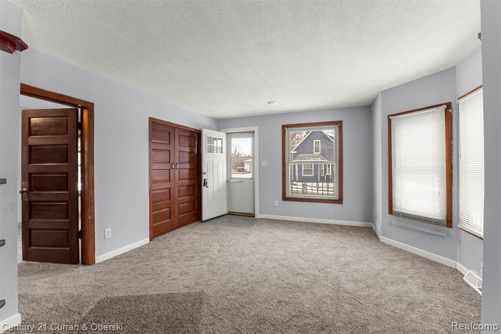 11531 Grant Street, Riverview, MI 48193 — Photo 6