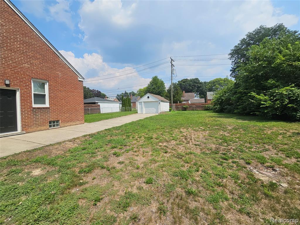 9938 Royal Grand, Redford, MI 48239 — Photo 2
