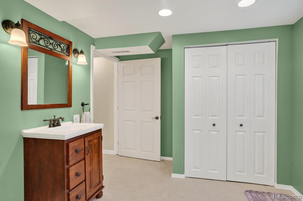 4949 Algonquin Way, Okemos, MI 48864 — Photo 40