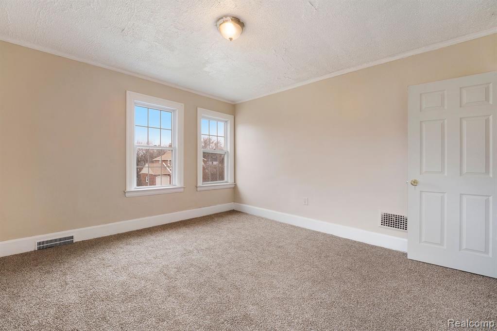 221 W Grixdale, Highland Park, MI 48203 — Photo 27