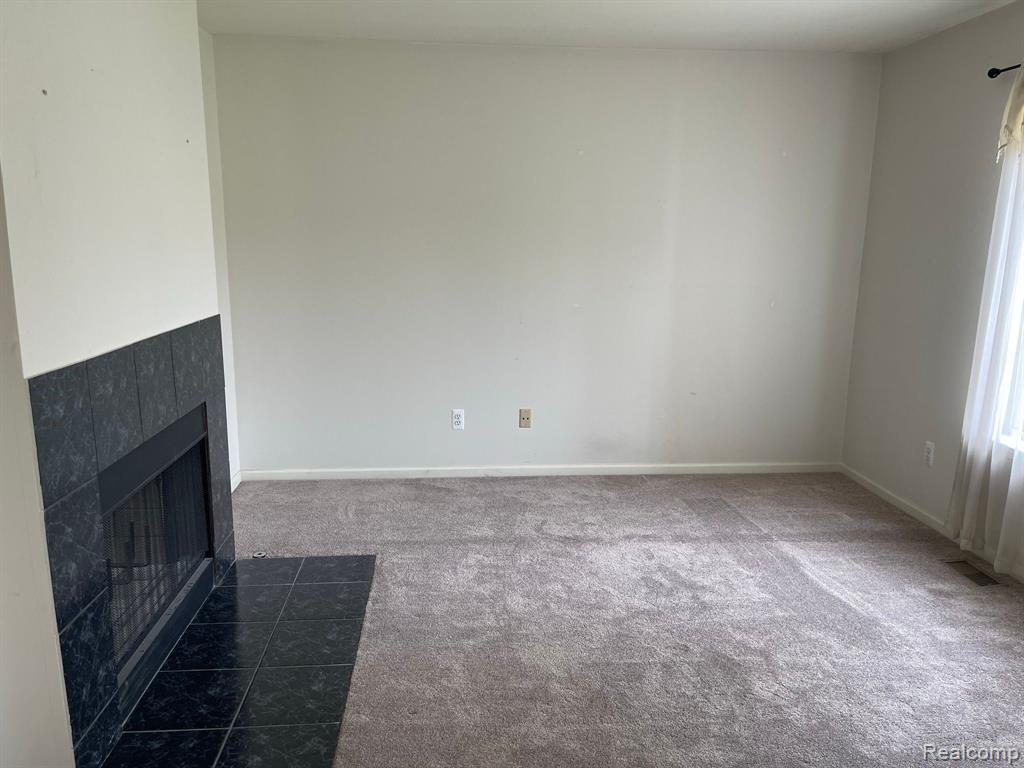 47000 HARBOUR POINTE, Van Buren, MI 48111 — Photo 13