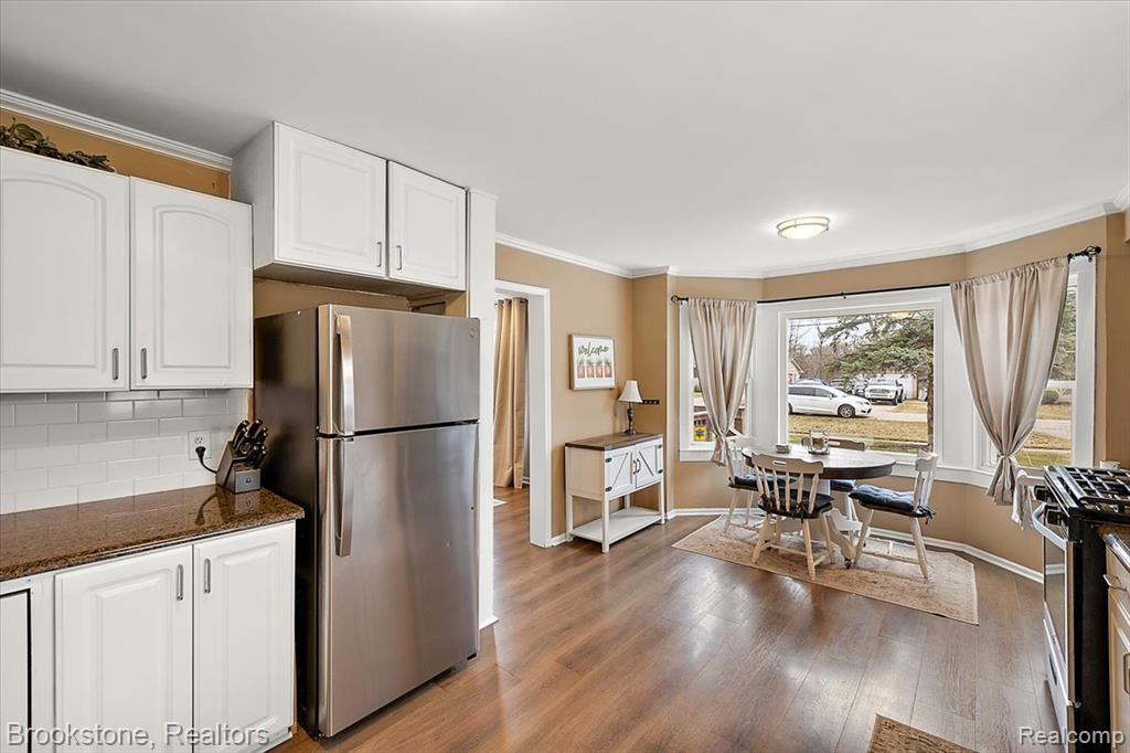 2281 Dexter Road, Auburn Hills, MI 48326 — Photo 10