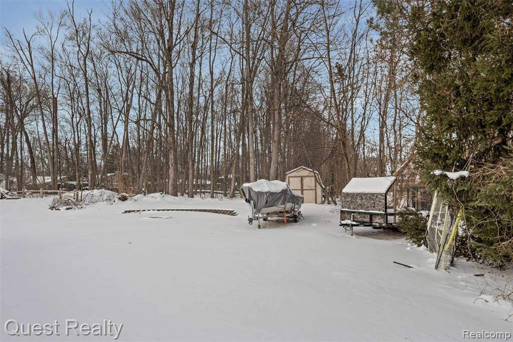 9580 Chaumont Drive, Commerce Twp, MI 48382 — Photo 28