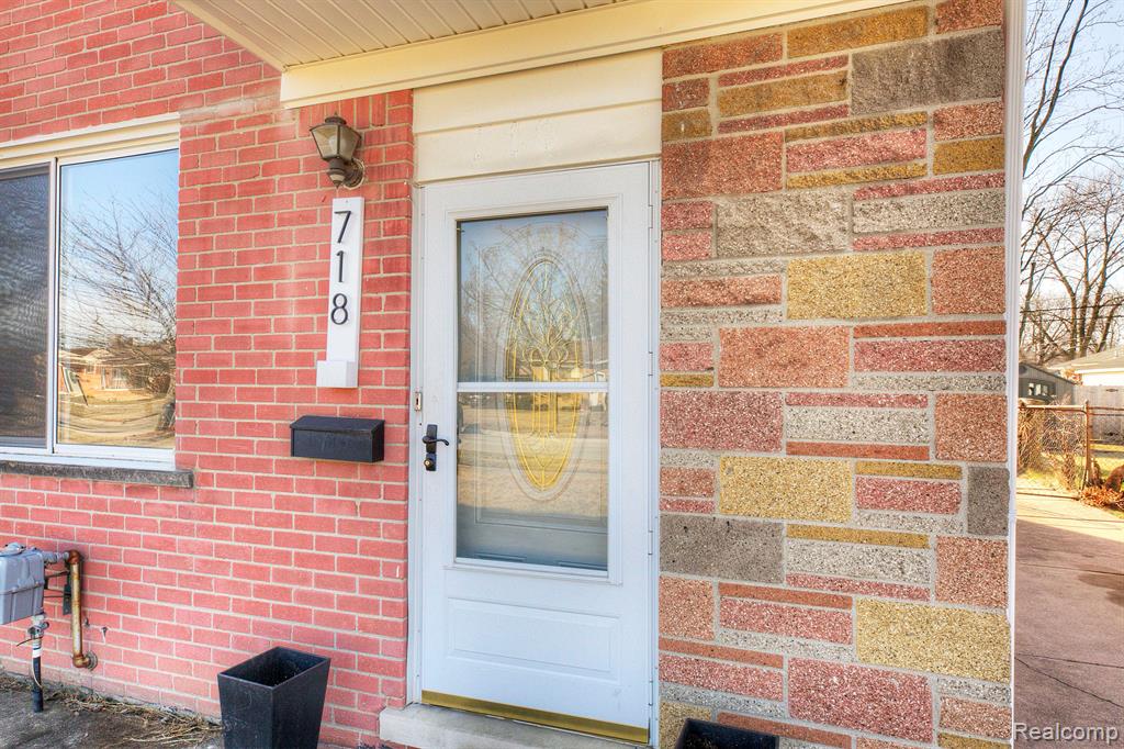 718 Easley Drive, Westland, MI 48186 — Photo 3