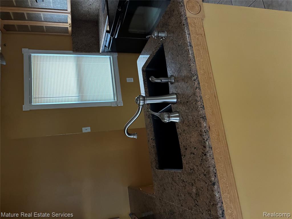 13585 Rockdale Street, Detroit, MI 48223 — Photo 15
