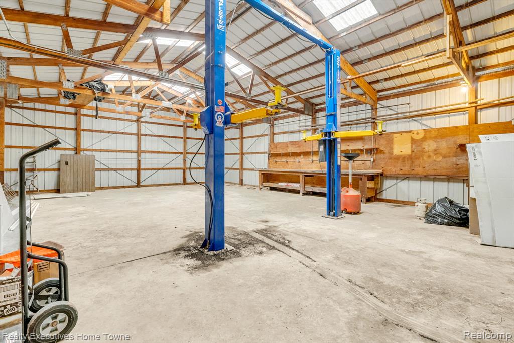 10990 Smiths Creek Road, Memphis, MI — Photo 37