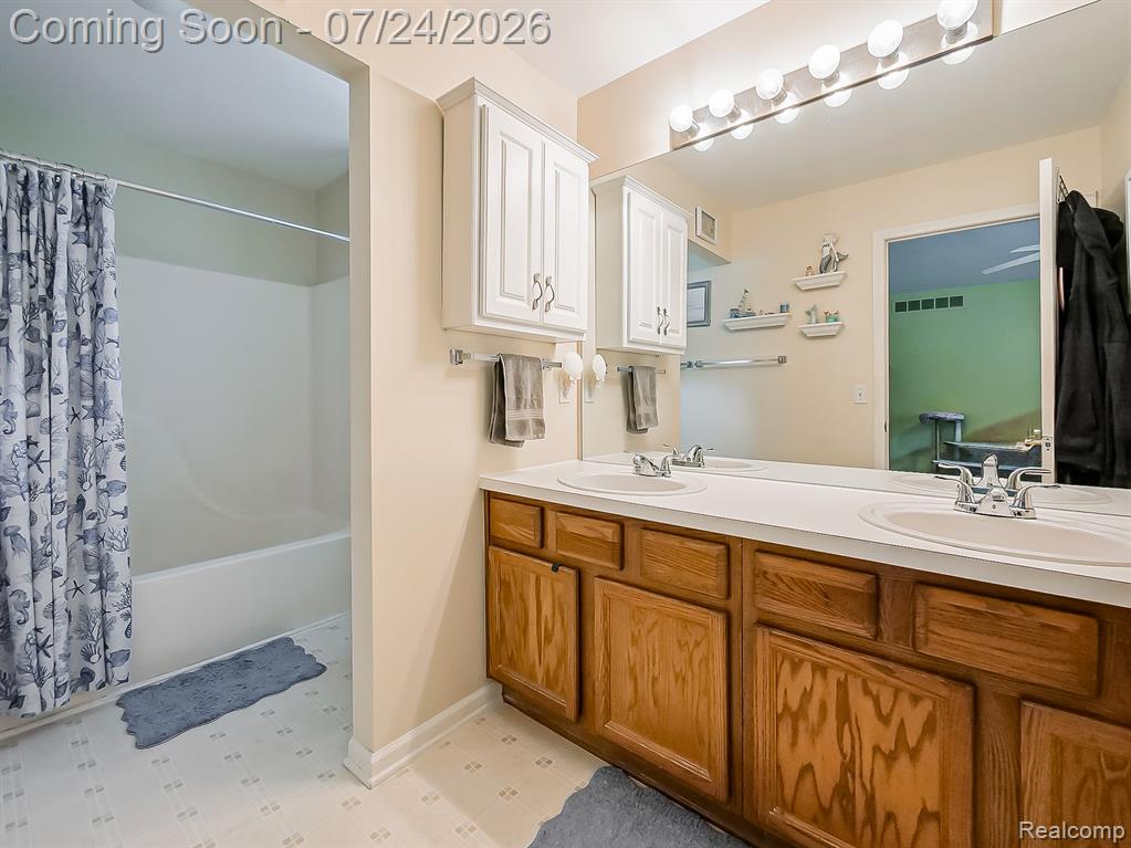 1643 Prairie Drive, Pontiac, MI 48340 — Photo 13