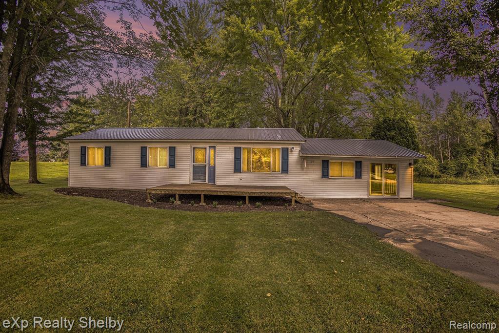 2780 Naples Court, Lapeer, MI, 48446