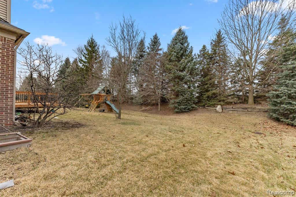 49102 FREESTONE Drive, Northville, MI 48168 — Photo 45