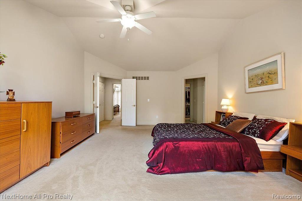 18730 MARBLE HEAD Drive, Northville, MI 48168 — Photo 36