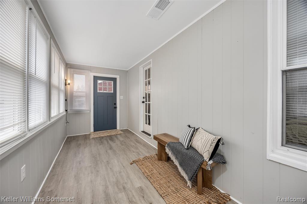 346 E Bernhard Avenue, Hazel Park, MI 48030 — Photo 21