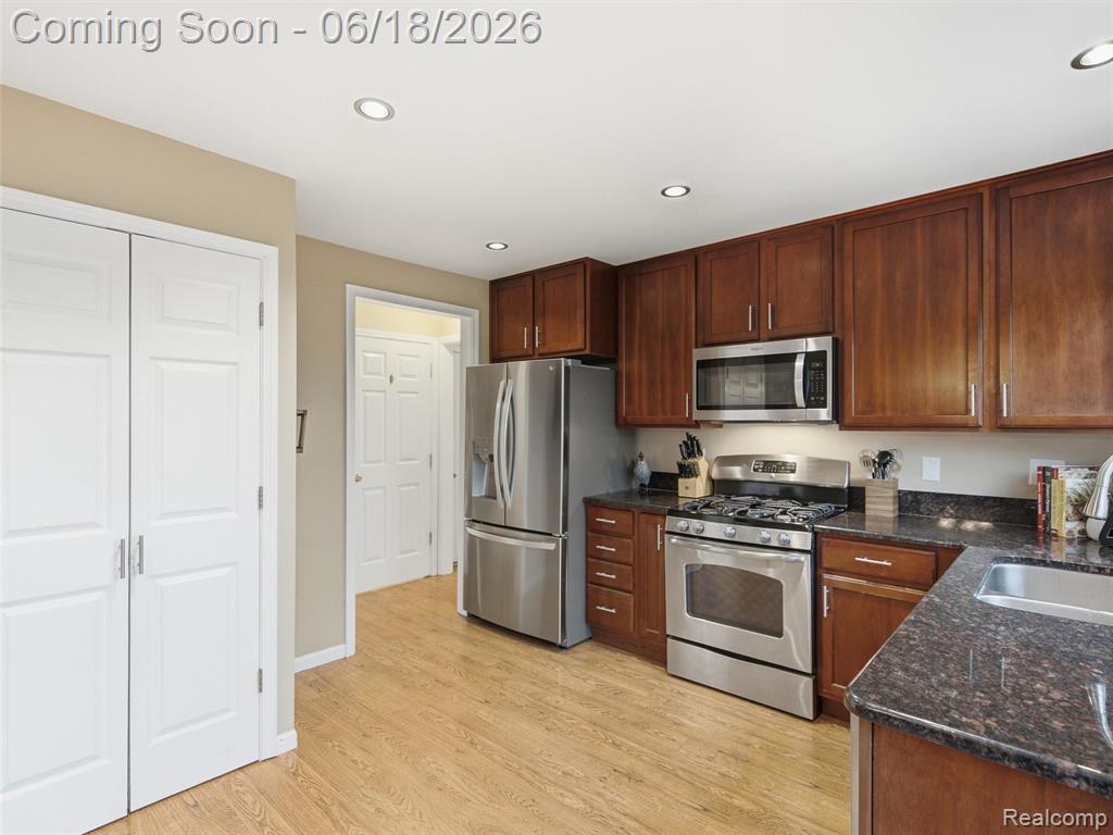2600 Millcrest Court, Lake Orion, MI — Photo 7