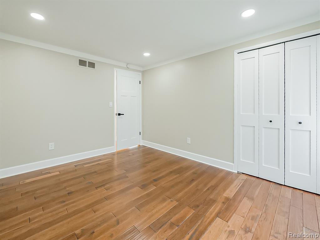 21964 Sunrise Boulevard, Novi, MI — Photo 18