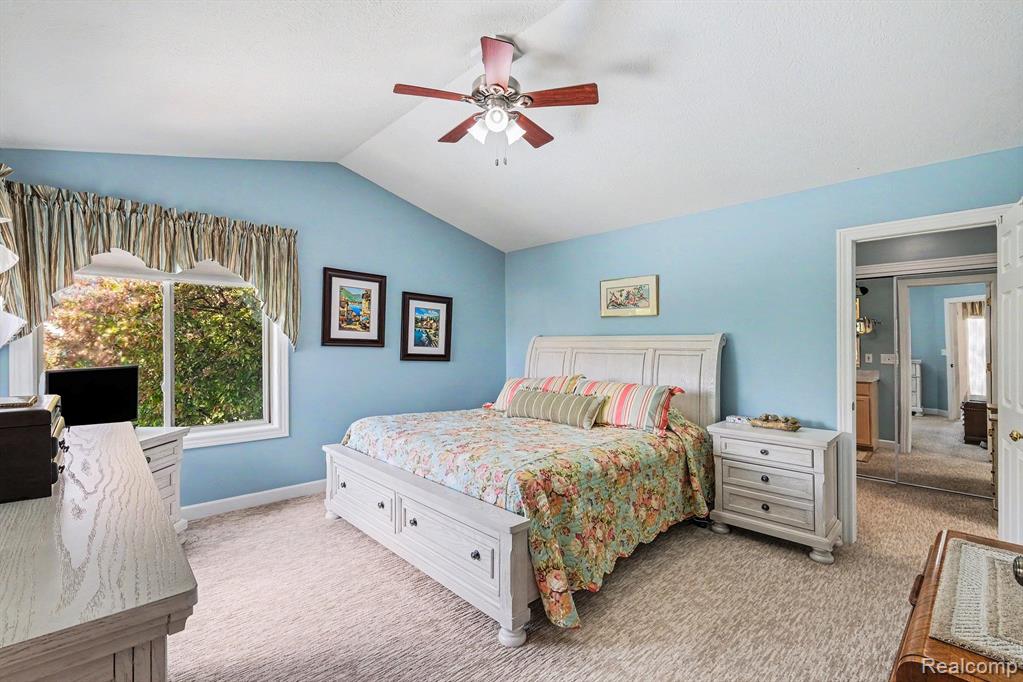 408 N Outlook Court, Perry, MI 48872 — Photo 17