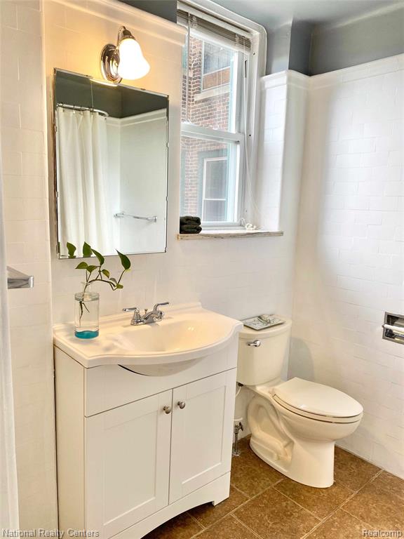 8120 #3G E Jefferson Avenue, Detroit, MI 48214 — Photo 37