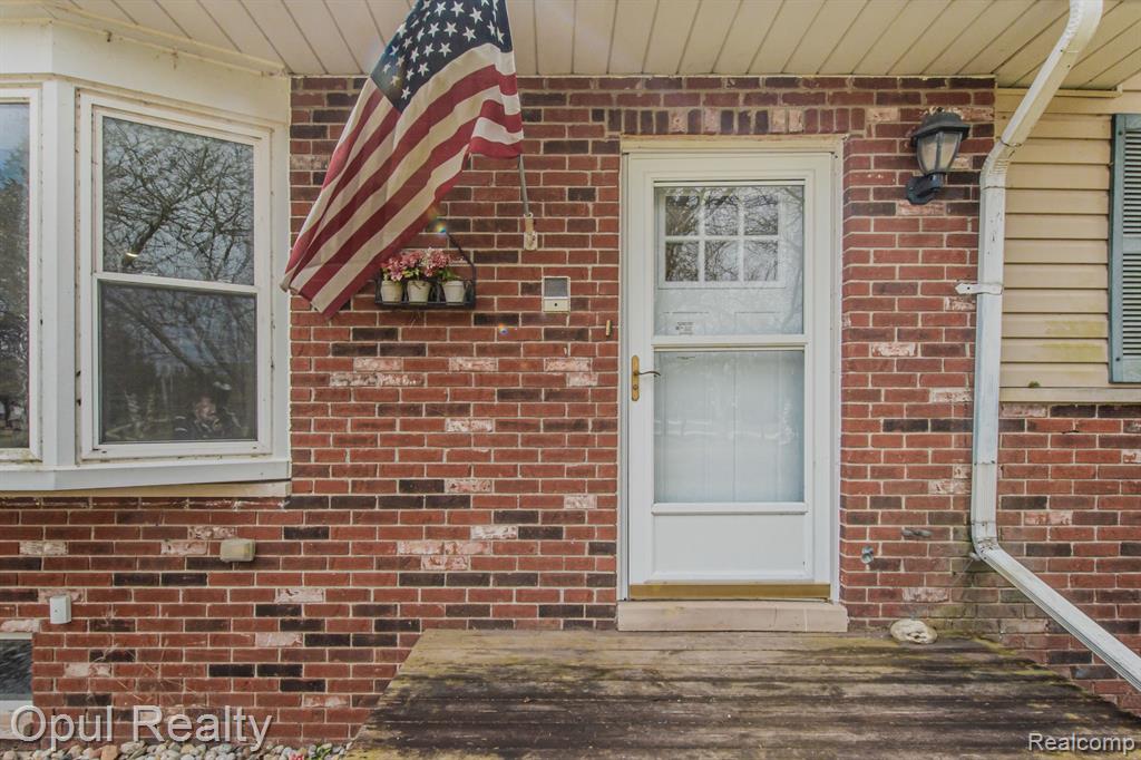 8105 LINDSEY Road, Casco, MI 48064 — Photo 3