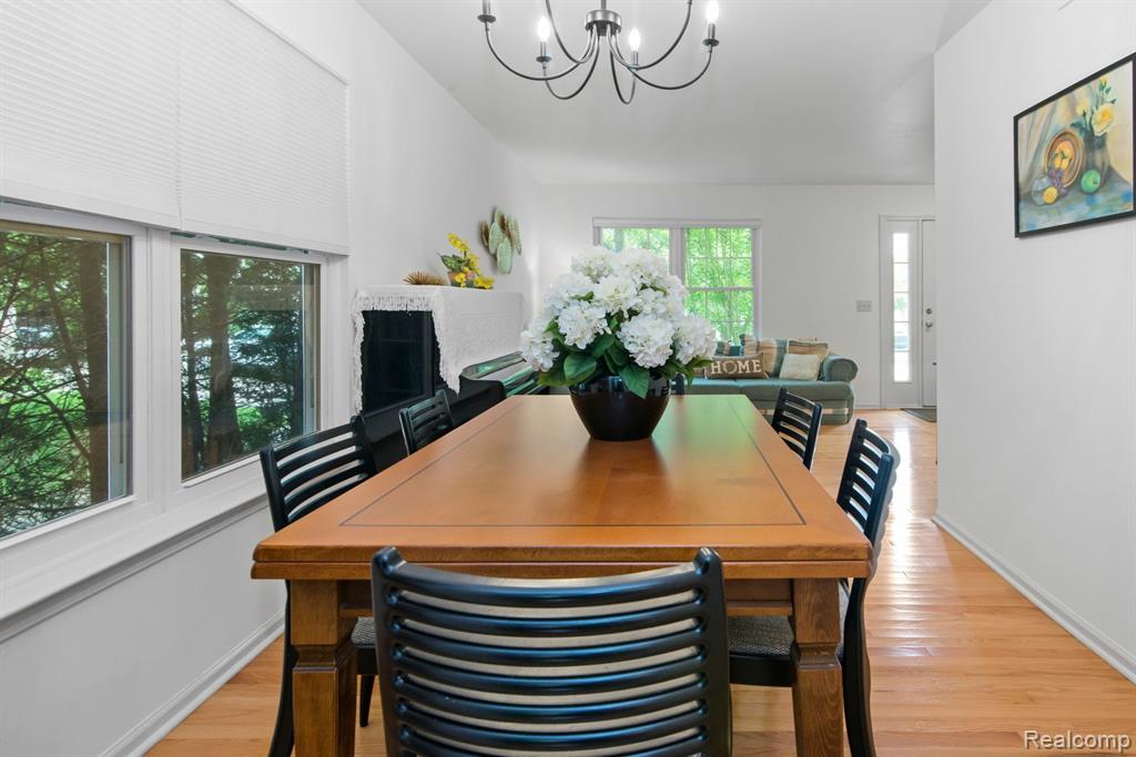 3251 DUNWOODIE Road, Ann Arbor, MI 48105 — Photo 19