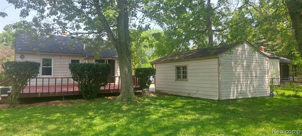 9473 Whitall Lane, Grosse Ile, MI 48138 — Photo 20