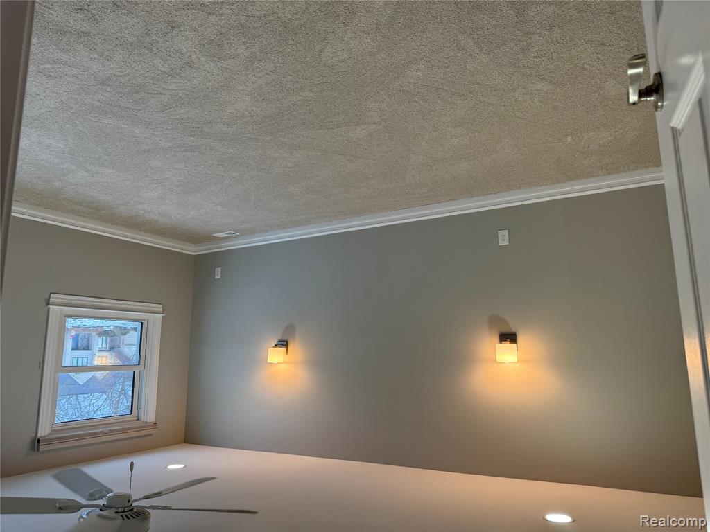 635 Timberline Drive, Rochester Hills, MI 48309 — Photo 43